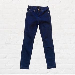 Versace 19.69 Abbigliamento Sportivo SRL Milano – Italia Jeans